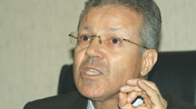 بن بوزيد يشحذ سيف الحجاج