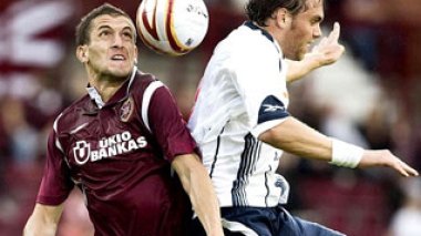 England is not a ghost and Algeria can beat it, says Hearts defender Bouzid