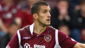 كوربيس يلتحق .. وبوزيد يفسخ عقده مع اتحاد العاصمة