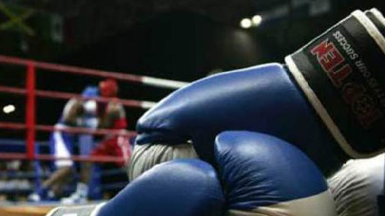 مزيان يفند خبر سرقة ملاكمين جزائريين لدراجات من القرية الأولمبية