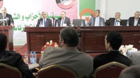 المعارضة تقرر عقد ندوة الانتقال الديمقراطي يوم 07 جوان 2014