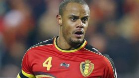 قائد منتخب بلجيكا ضمن التشكيل المثالي لعام 2013