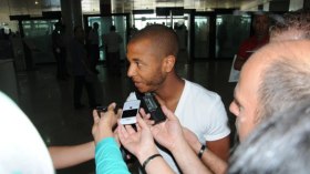 ياسين براهيمي للشروق: لن نفرط في الفوز على مالي