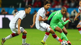 الفيفا: الجزائر ونيجيريا أعطيا إفريقيا مستقبلا أفضل