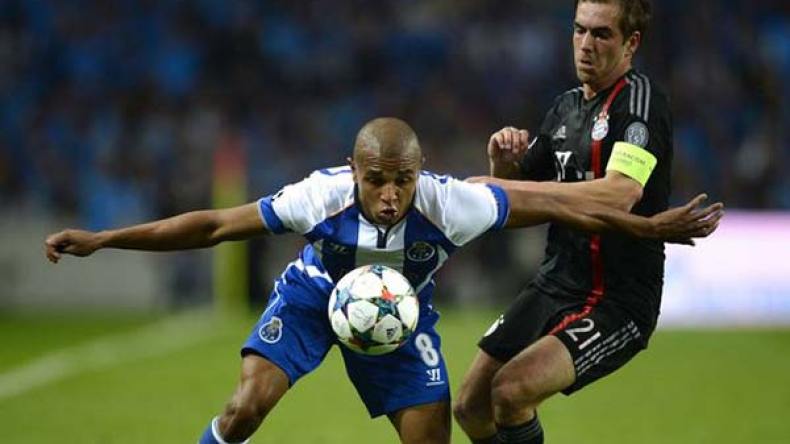 مدرب بورتو يحضر براهيمي للموقعة الكبرى