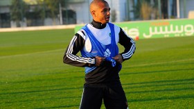 نغيز: براهيمي سيكون جاهزا الأحد رغم غيابه لثالث مرة عن التدريبات