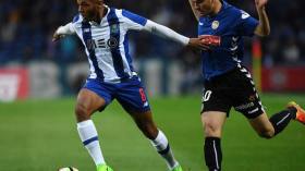 براهيمي مُطالب بالبقاء في بورتو