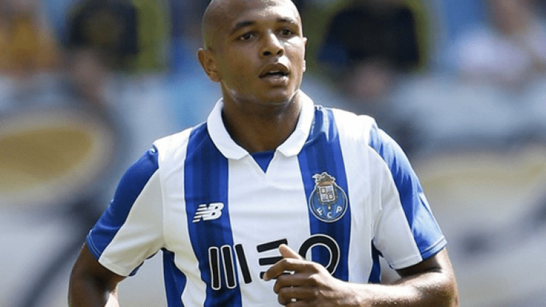 براهيمي ممررا حاسما.. ويُغيّر وكيل أعماله