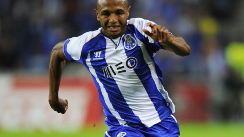 لوبيتيغي: إصابة براهيمي ليست خطيرة لكنها ستخلط كل الأوراق