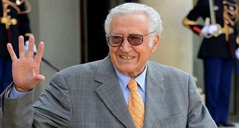Lakhdar Brahimi en visite dans le sud de la Turquie