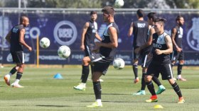 “براهيمي” حاضر في غياب “غيلاس”!