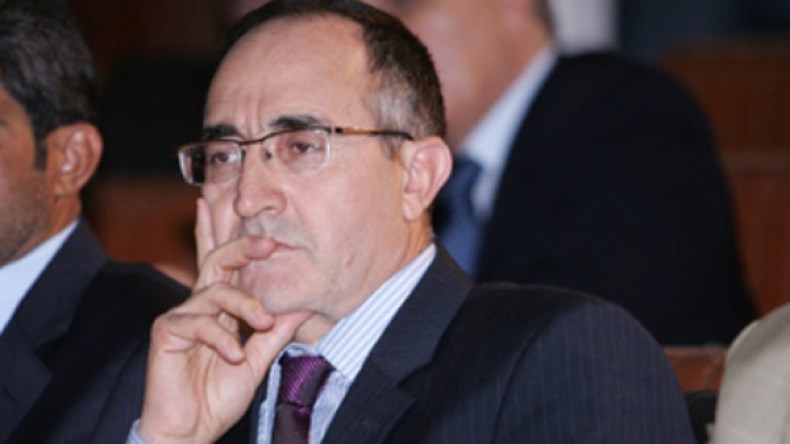 براهمية : إقصائي من مولودية الجزائر غير قانوني