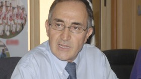 م.الجزائر: تجميد مهام براهمية وتنصيب بويش رئيسا مؤقتا