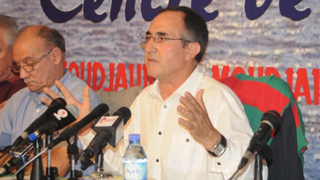 مسيرو سوناطراك يتحالفون مع زدك وبراهمية يستعد للقاء الوزير