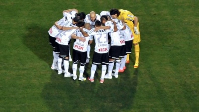 “سحرة” البرازيل يتمرّدون على “فراعنة” الأهلي