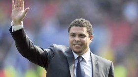 البرازيلي رونالدو: أثاث البيت والهاتف كانا ترفا لا نقدر عليه بسبب الفقر