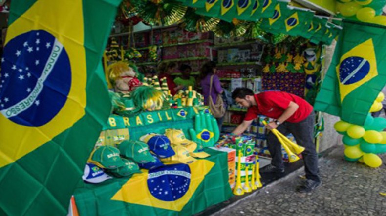 Valcke: “Le Mondial-2014 “doit avoir lieu au Brésil”