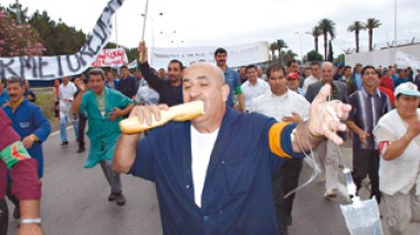 Algerian bakers calls on the trade ministry to intervene over flourâ€™s skyrocketing prices