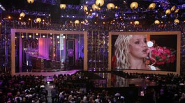 Britney Spears sweeps VMAs