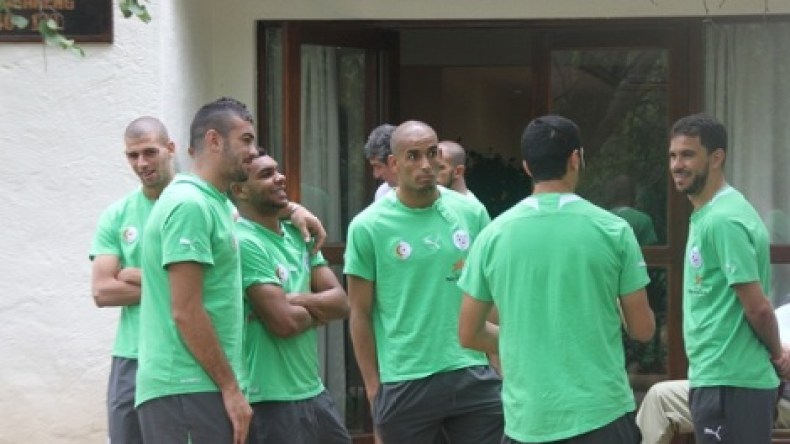 “الخضر” يتنزّهون قبل آخر لقاء والعودة إلى “البيت”