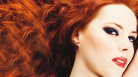 الحناء.. البديل الطبيعي لمواد التجميل