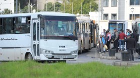 العجز في النقل سبب ظهور حافلات النقل الجماعي غير المرخصة