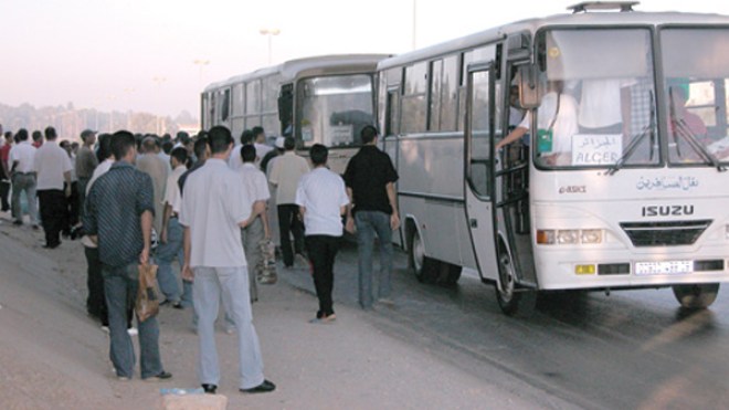 ناقلون خواص يفرضون الجشع في تطبيق التسعيرة الجديدة