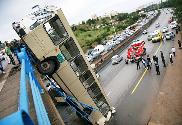 Algeria counts 10.616 traffic accidents in first four months of 2011