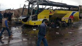 تفجير حافلة سياحية أمام منفذ طابا البري في سيناء