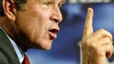 George W. Bush met son veto à un projet de loi interdisant d'utiliser le “waterboarding”