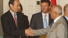 UK-Chinese firms sign Iraq oil deal