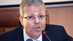 وزارة التربية تقتطع من رواتب المضربين