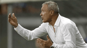 مجلس إدارة المولودية يقيل قاسي السعيد وكازوني