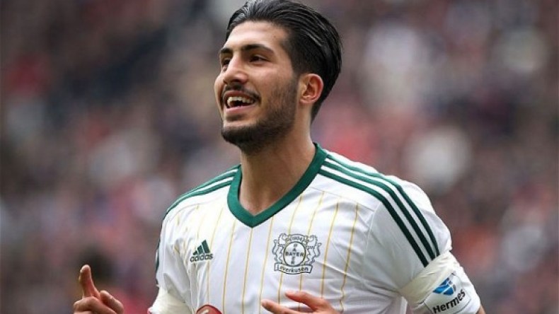 التركي إيمري يتعاطف مع ضحايا غزة وينتصر للقضية الفلسطينية العادلة