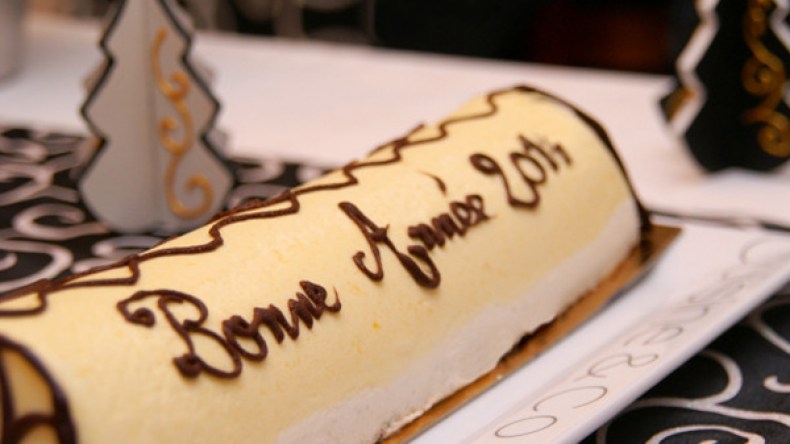 إنزال بشري على أجنحة بيع شكولاطة “الريفيون”