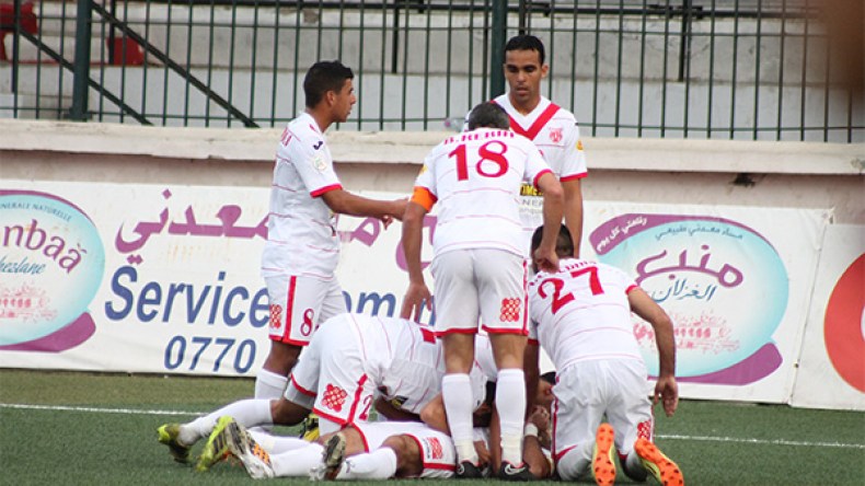 إدارة بلوزداد تغلق حنفية الأجور والمنح على لاعبيها