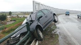 Collision entre un camion et un autobus à l'ouest de l'Algérie: 12 morts et 27 blessés