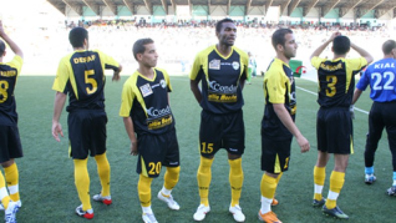 مناصرو أهلي البرج يخرجون إلى الشارع في حركة احتجاجية