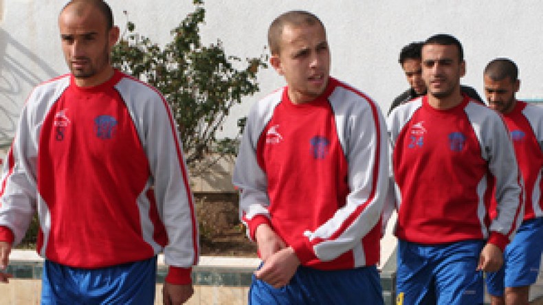 رسالة  أنصار  الكاب  للاعبين : ” أنتم  من  ستدخلوننا  التاريخ “