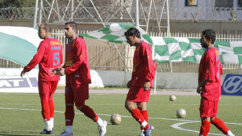 سباق  ضد  الزمن، وعدد  المتنقلين  يصل  إلى  10  آلاف  مناصر