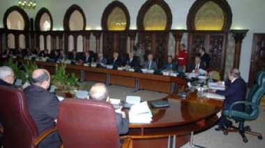 Ministers to examine week-end change in Algeria