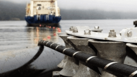 اتصالات الجزائر تنهي أعمال نقل غرفة إنزال الكابل البحري للأنترنت بعنابة