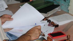 محتال‮ ‬يستخدم‮ ‬وثائق‮ ‬مزورة‮ ‬تحمل‮ ‬ختم‮ ‬رئاسة‮ ‬الجمهورية