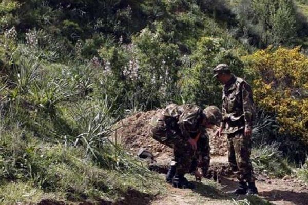 Ain Defla: Découverte et destruction d’une cache pour terroriste