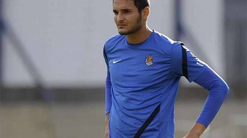 كادامورو يقترب من الرحيل من أوساسونا والعودة إلى ريال سوسيداد