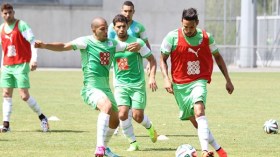 “الخضر” يهربون إلى ملعب آخر والصداع يمنع تايدر من التدرب ومصير يبدة معلق