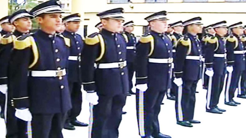 اللواء شنقريحة: مدارس أشبال الأمة خزان الجيش الجزائري