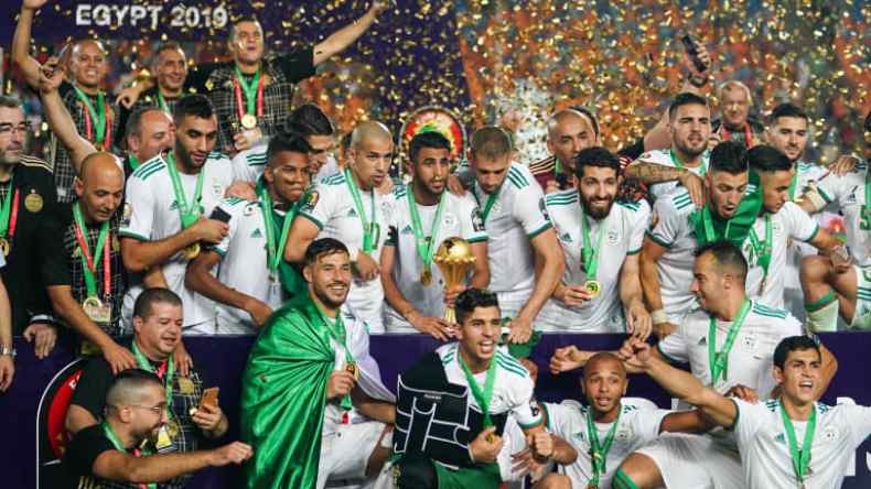 “الكاف” تخصم 400 ألف دولار من منحة التتويج بـ”الكان”