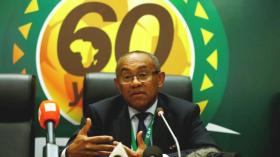 رئيس “الكاف” سيقضي رأس السنة “تائها” يعدّ النجوم!