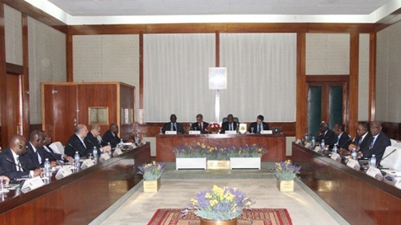 المكتب التنفيذي للكاف يجتمع بالجزائر لدراسة قرارات “التاس”